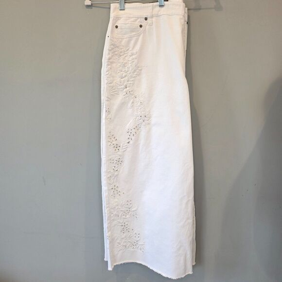 NWT Ralph Lauren Plus Size High Rise Cropped Eyelet Jeans Sz 18 Boho Preppy - Picture 2 of 7